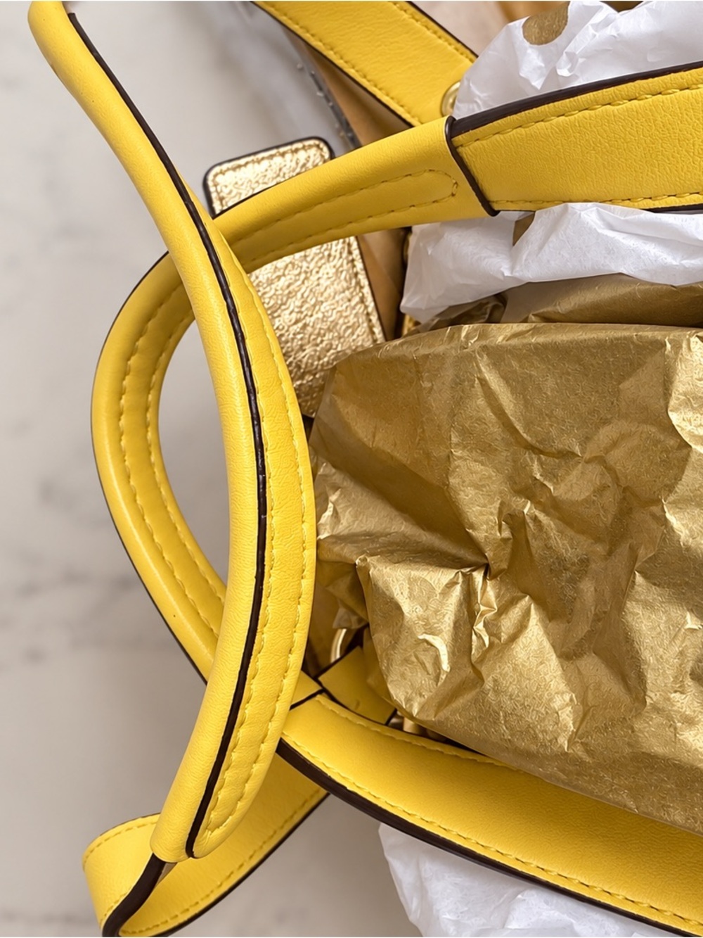 2013 Coach Ashley Lace Eyelet Leather Carryall F21883 – Vintage-Era Rare Yellow - Picture 11 of 16